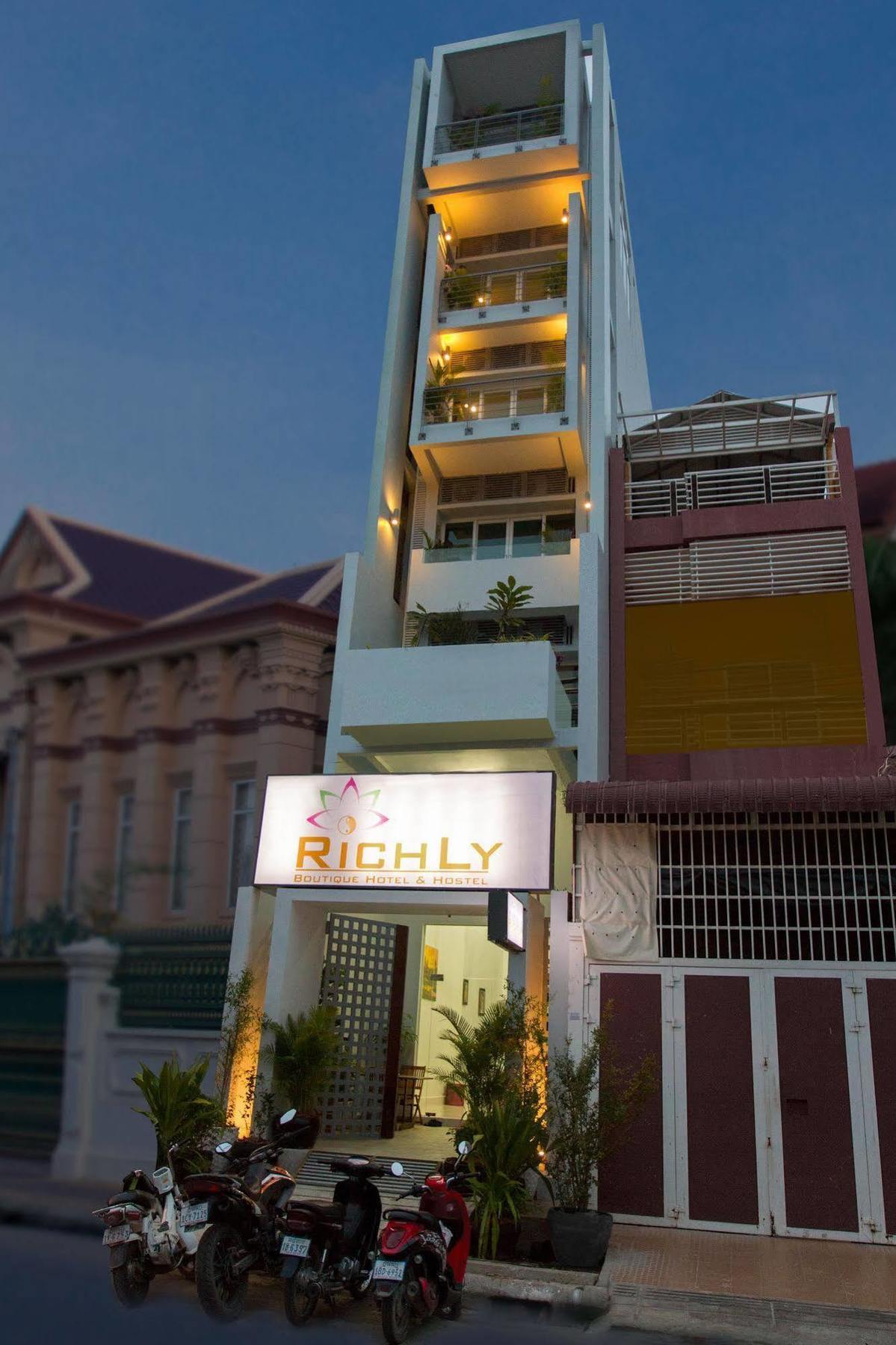 Richly Boutique Hotel Phnom Penh Exterior foto