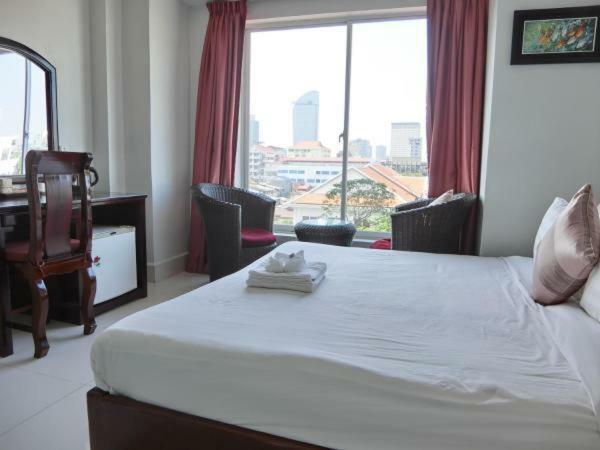 Richly Boutique Hotel Phnom Penh Exterior foto
